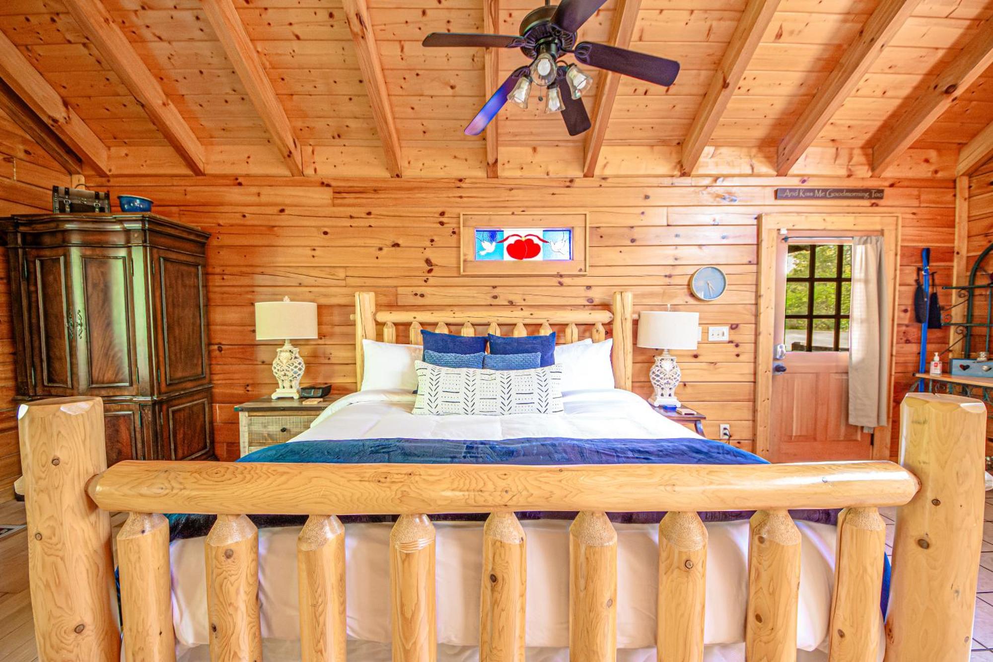 Love Me Tender Studio Cabin Сивиървил Екстериор снимка